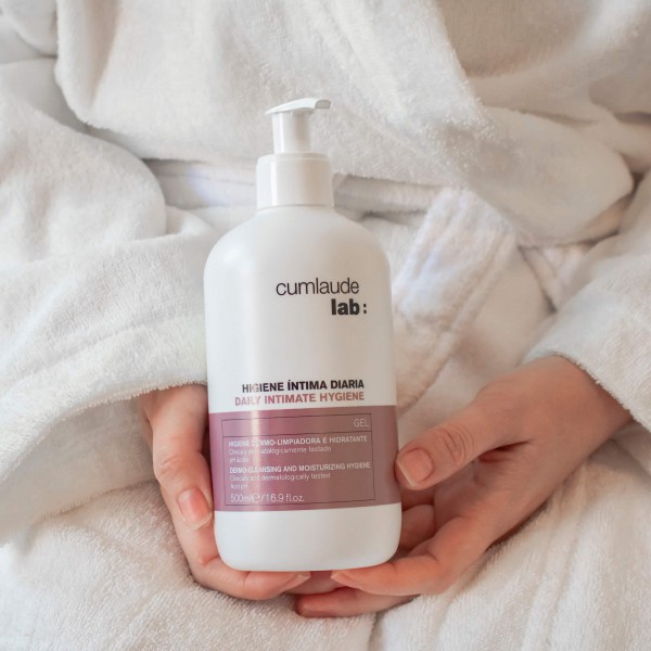 CUMLAUDE Higiene Intima diaria DUPLO (500 + 500 ml)